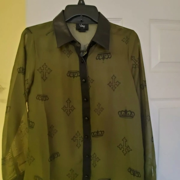 Women's blouse - Picture 4 of 5